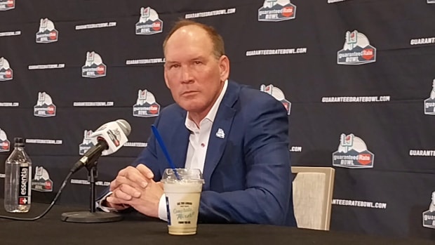 Lance Leipold on balancing competing bowl game objectives at Kansas